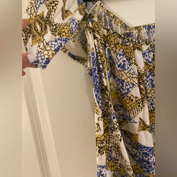 ASOS Cropped Off the Shoulder Top - Picture 4 of 6